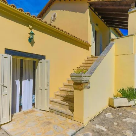Secret Garden House - Private Garden With Pool Вилла Ахарави